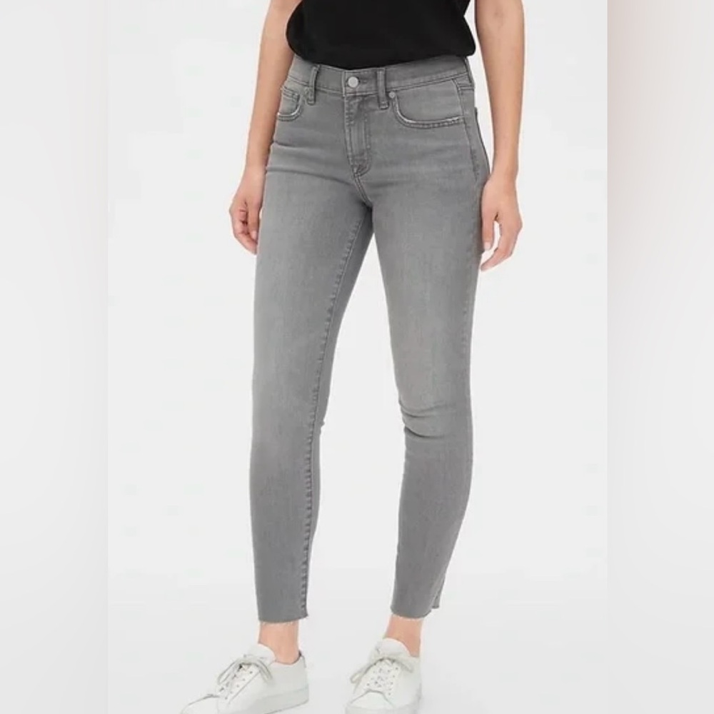 GAP True Skinny Jeans